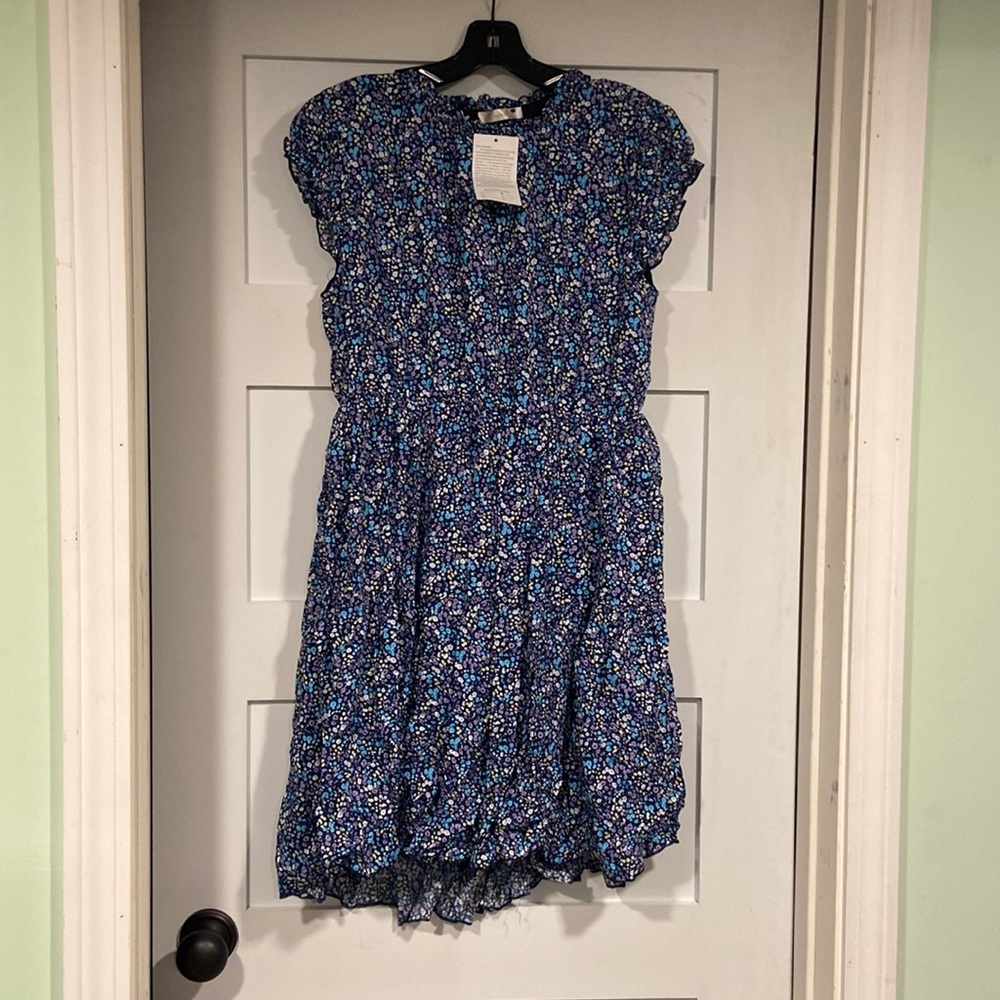 Short sleeve floral dress size small